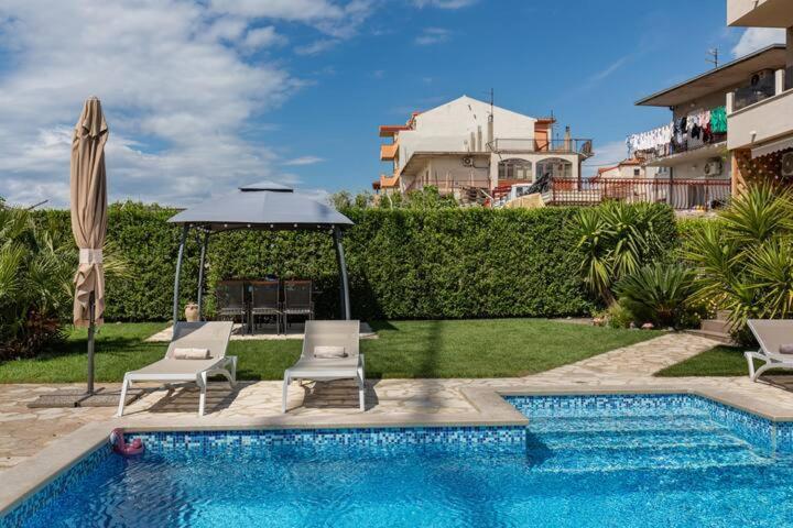 Apartamento Sunny Garden Adria Split Exterior foto